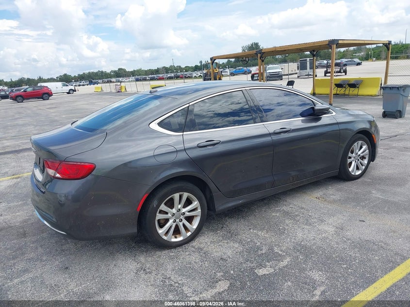 2015 CHRYSLER 200 auction photo 4