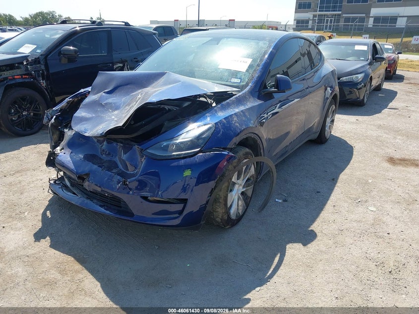 Vin: 7saygded7rf091061, lot: 46560957, tesla model y long range single motor rear-wheel drive/rwd 20242