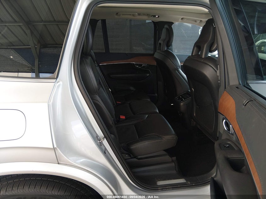 VOLVO XC90 - zdjęcie 8