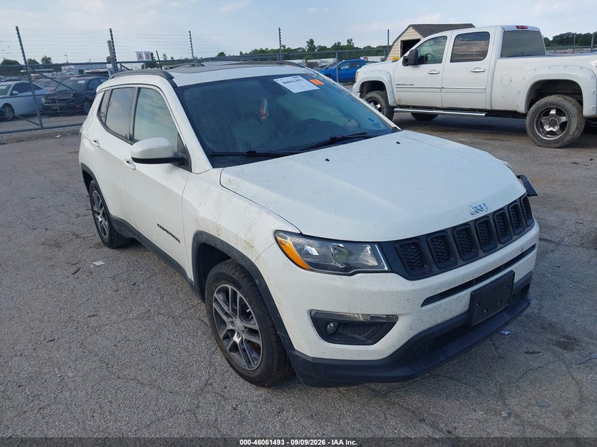 Vin: 3c4njcbb1jt469492, lot: 46561020, jeep compass sun and wheel fwd 2018 img_1