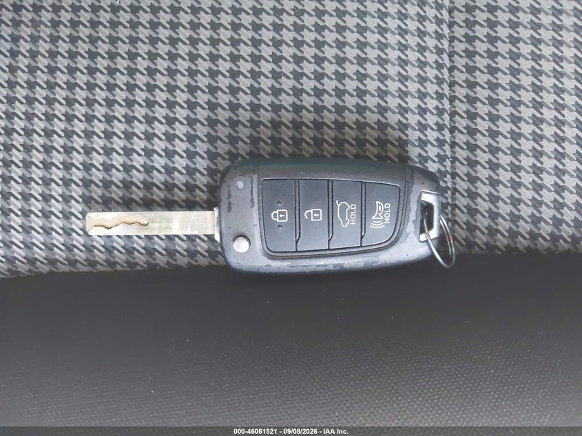 HYUNDAI KONA 2020 VIN KM8K12AA6LU575639