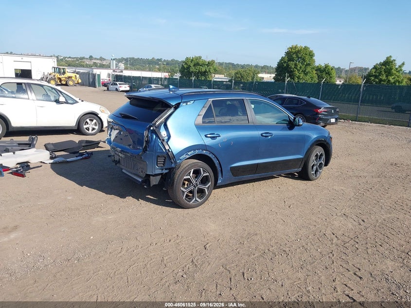 Vin: kndcr3lexp5091951, lot: 46561052, kia niro ex touring 20234