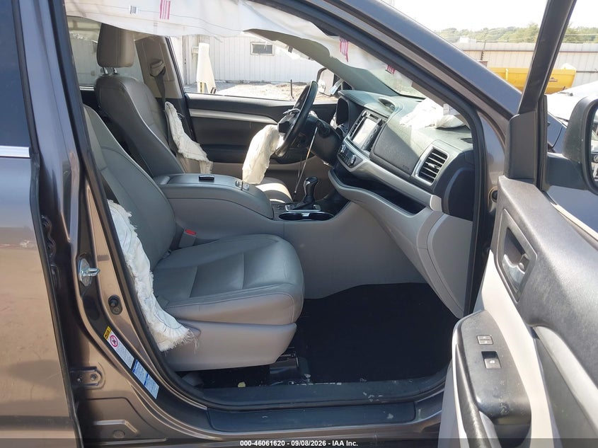 TOYOTA HIGHLANDER 2015 VIN 5TDJKRFH2FS169863