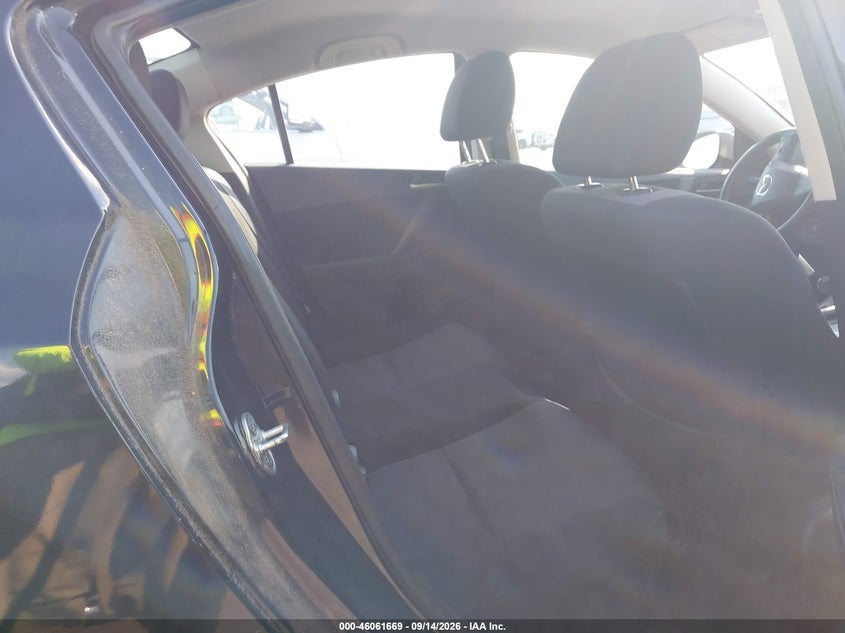 MAZDA MAZDA3 2010 VIN JM1BL1SG9A1219793