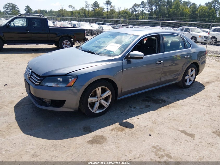 2013 VOLKSWAGEN PASSAT auction photo 2