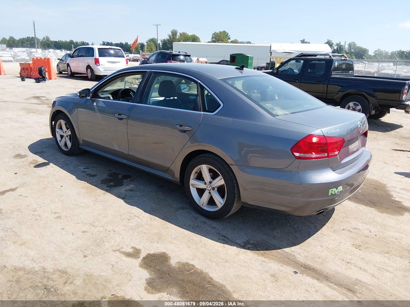 2013 VOLKSWAGEN PASSAT auction photo 3