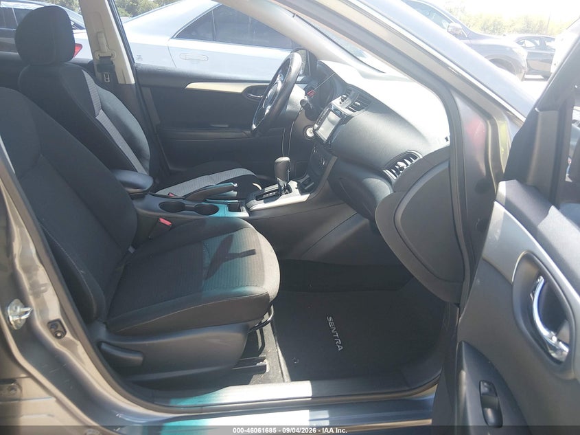 2019 NISSAN SENTRA auction photo 5