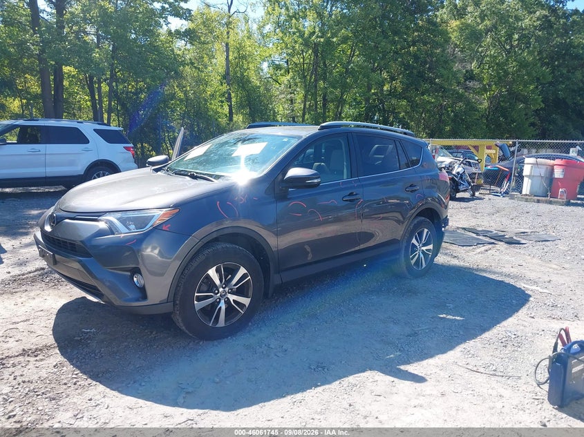 Vin: jtmrfrev4jj250965, lot: 46561272, toyota rav4 xle 20182