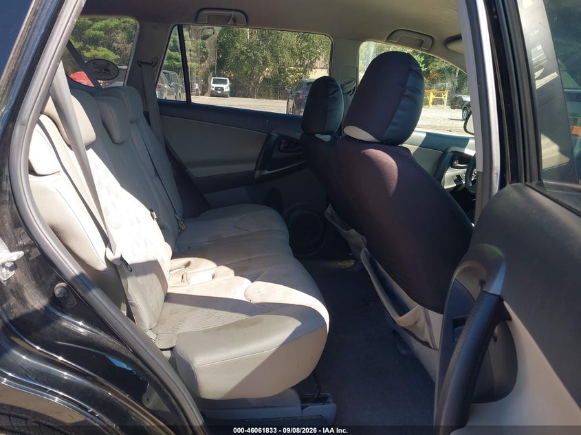 2011 TOYOTA RAV4 auction photo 8