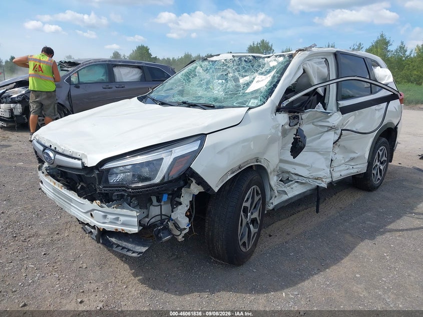 Vin: jf2skajc6mh522920, lot: 46561363, subaru forester premium 20212