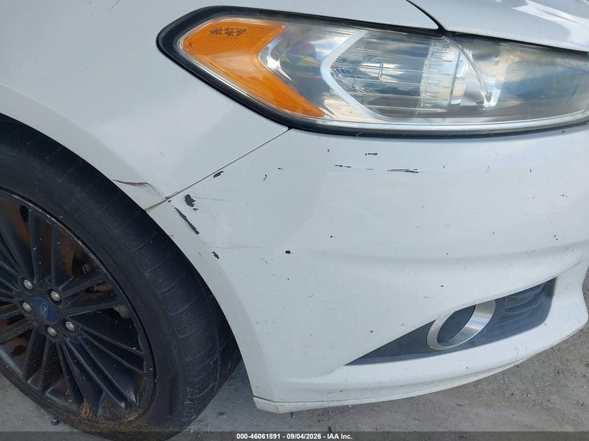 2014 FORD FUSION auction photo 6