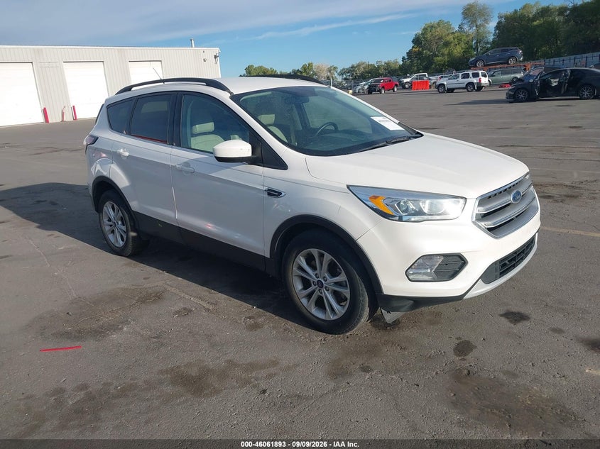 2017 FORD ESCAPE auction photo 1