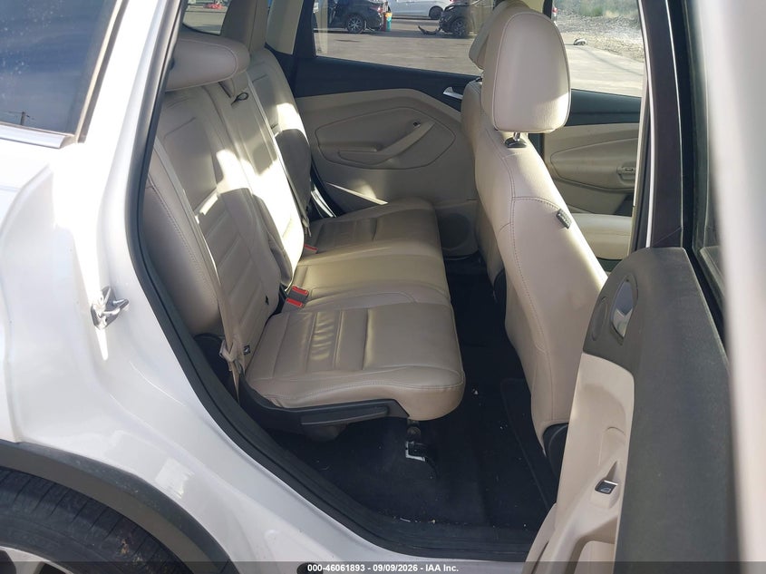 2017 FORD ESCAPE auction photo 8