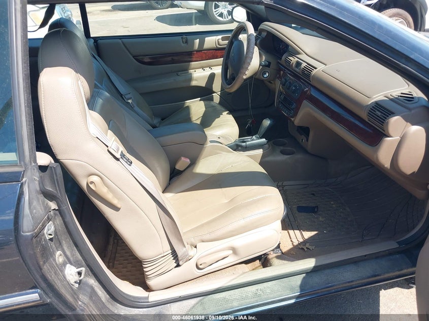 2001 CHRYSLER SEBRING auction photo 5