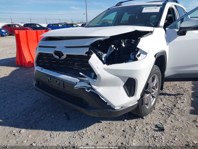 2025 TOYOTA RAV4 auction photo 6