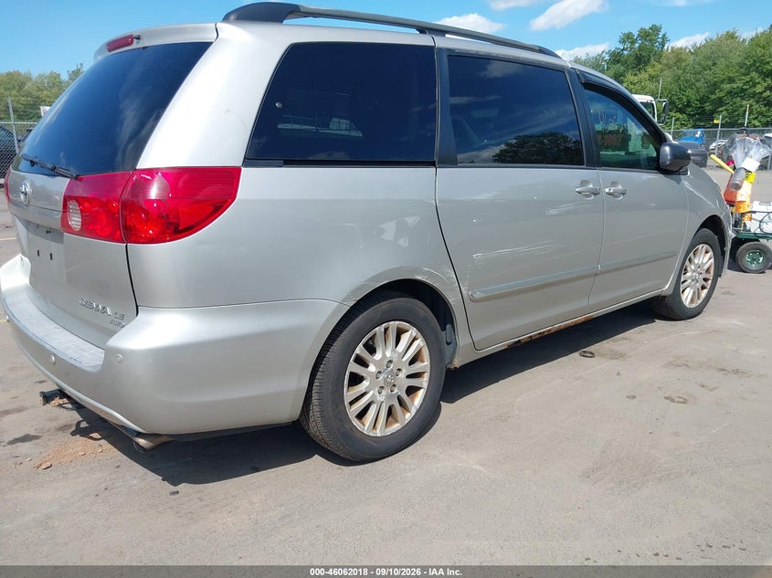 2007 TOYOTA SIENNA auction photo 4