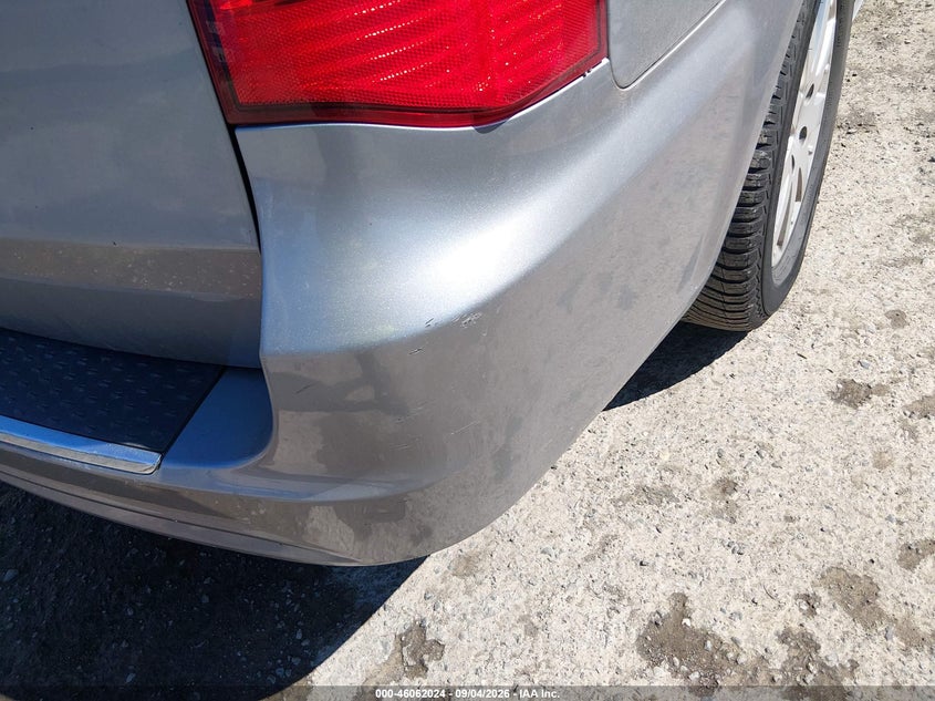 2015 CHRYSLER TOWN & COUNTRY auction photo 6
