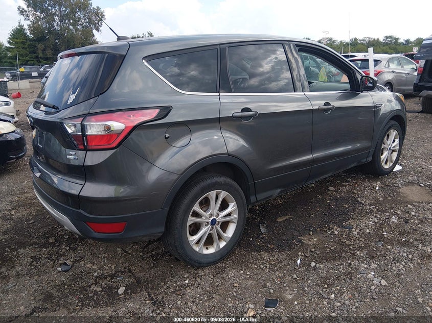 Vin: 1fmcu9gd9huc76188, lot: 46561602, ford escape se 20174