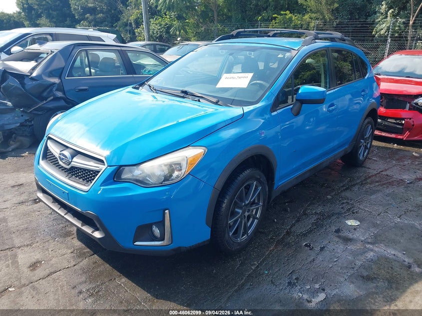 2016 SUBARU CROSSTREK auction photo 2