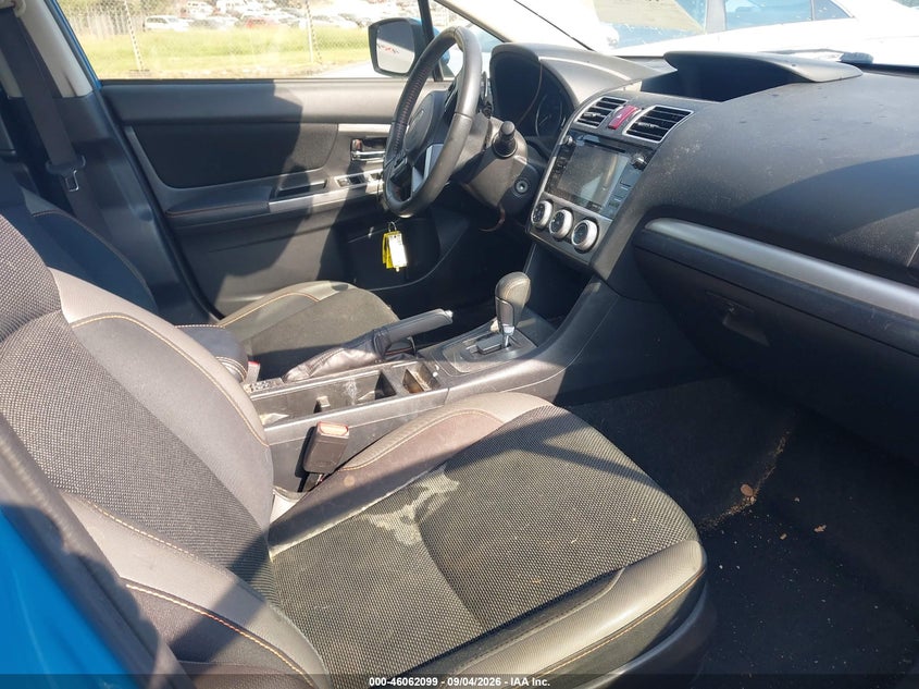 2016 SUBARU CROSSTREK auction photo 5