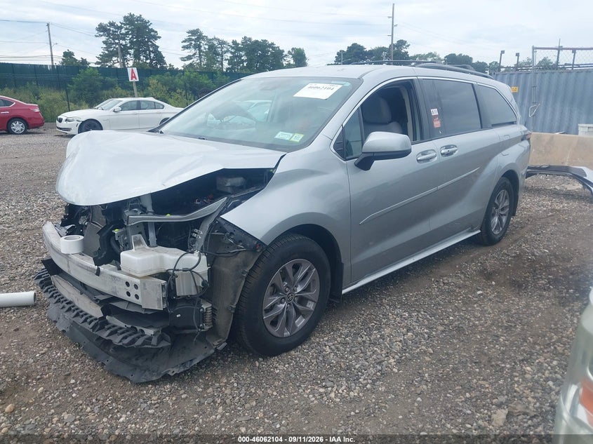 Vin: 5tdkrkec5rs224677, lot: 46561631, toyota sienna le 20242