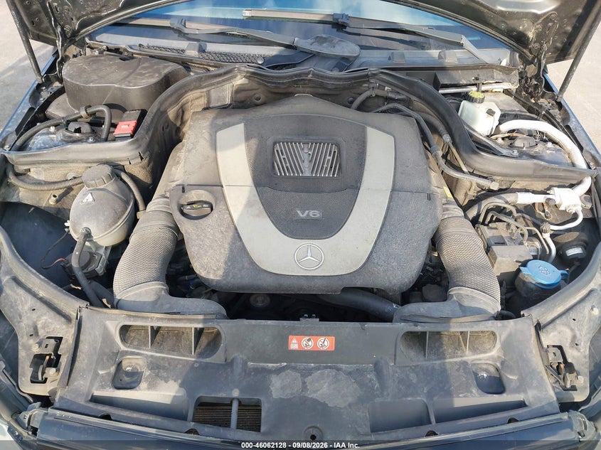 MERCEDES-BENZ C 300 2012 VIN WDDGF8BB5CR192080