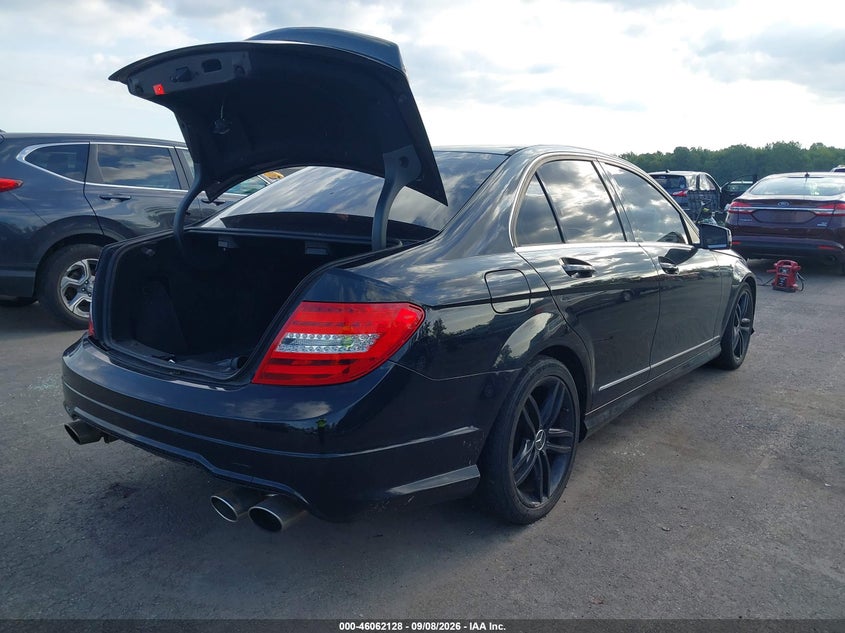 2012 MERCEDES-BENZ C 300 SPORT 4MATIC · Фото 4