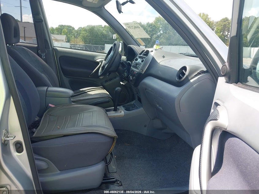 2002 TOYOTA RAV4 auction photo 5