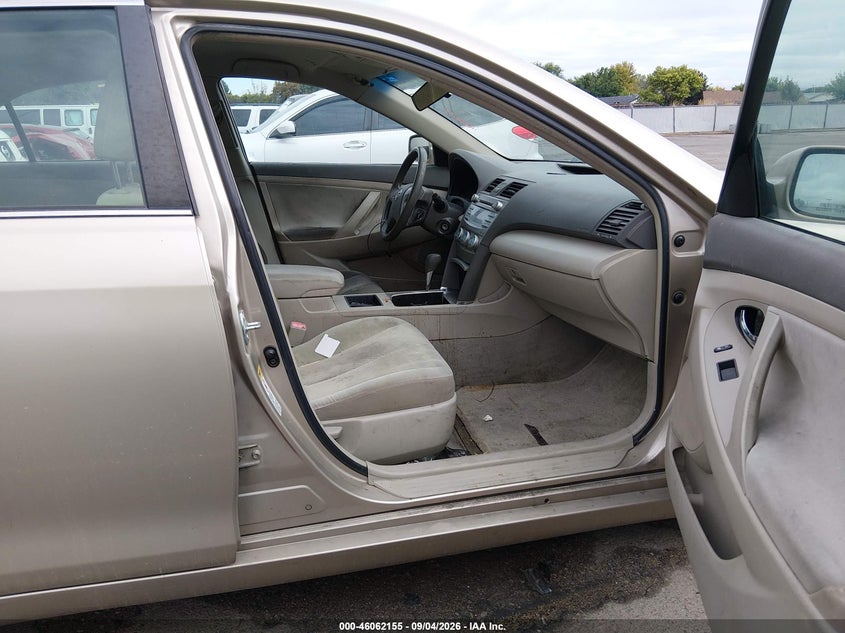 2008 TOYOTA CAMRY auction photo 5