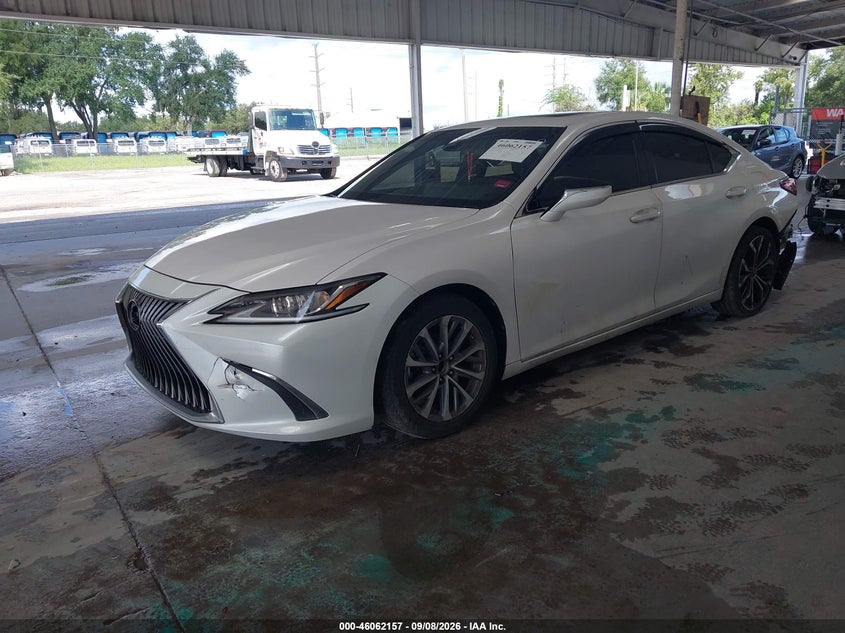 Vin: 58acz1b12nu137542, lot: 46561684, lexus es 350 20222