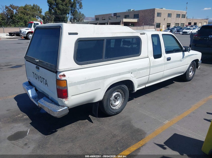 1991 TOYOTA PICKUP auction photo 4