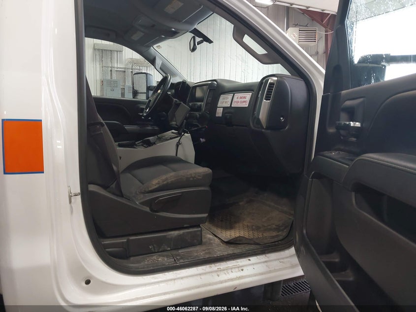 Chevrolet Silverado 3500Hd Chassis - фото 5