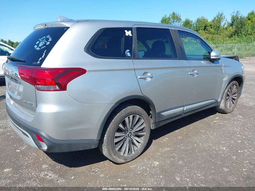 2019 MITSUBISHI OUTLANDER SE · Фото 4