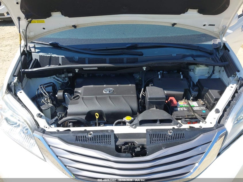 TOYOTA SIENNA 2015 VIN 5TDYK3DC6FS566818