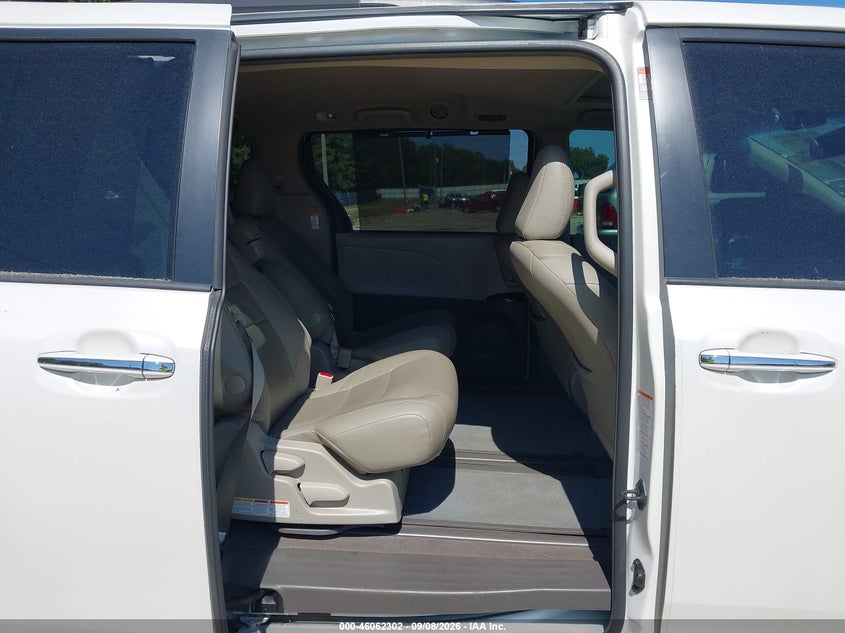 TOYOTA SIENNA 2015 VIN 5TDYK3DC6FS566818