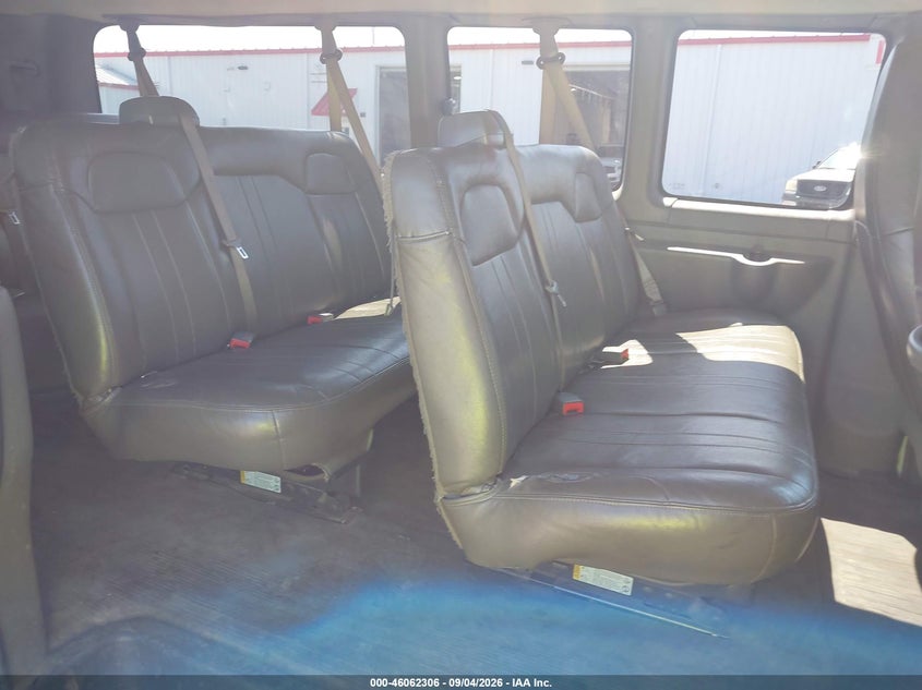2022 CHEVROLET EXPRESS PASSENGER auction photo 8