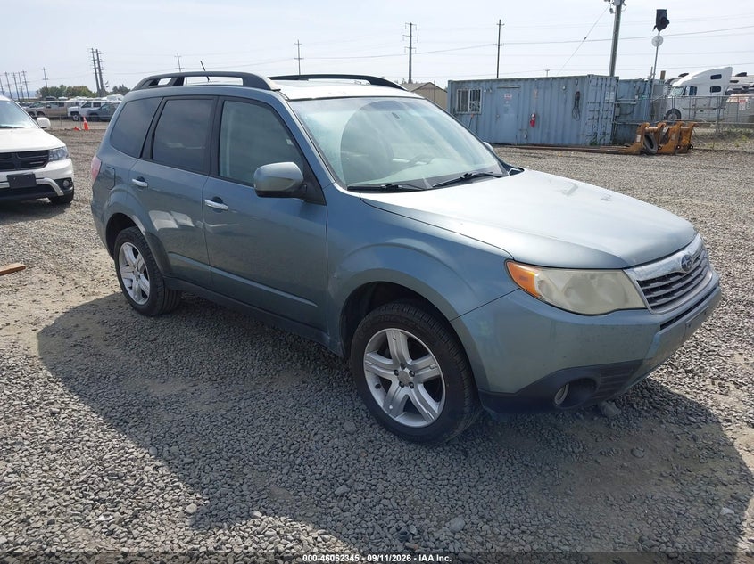 2010 SUBARU FORESTER auction photo 1