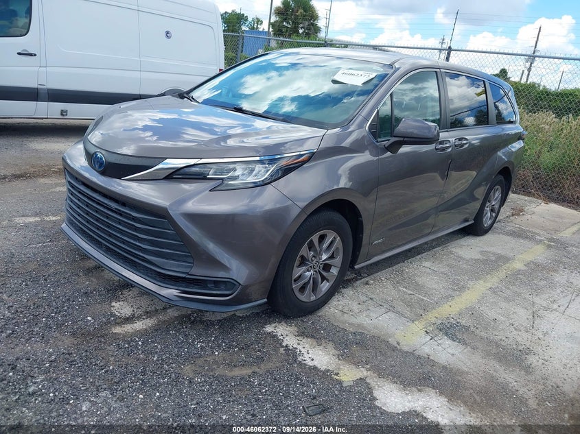 Vin: 5tdkrkec6ms044293, lot: 46561898, toyota sienna le 20212
