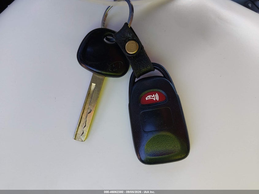 HYUNDAI ACCENT 2016 VIN KMHCT4AE1GU120703