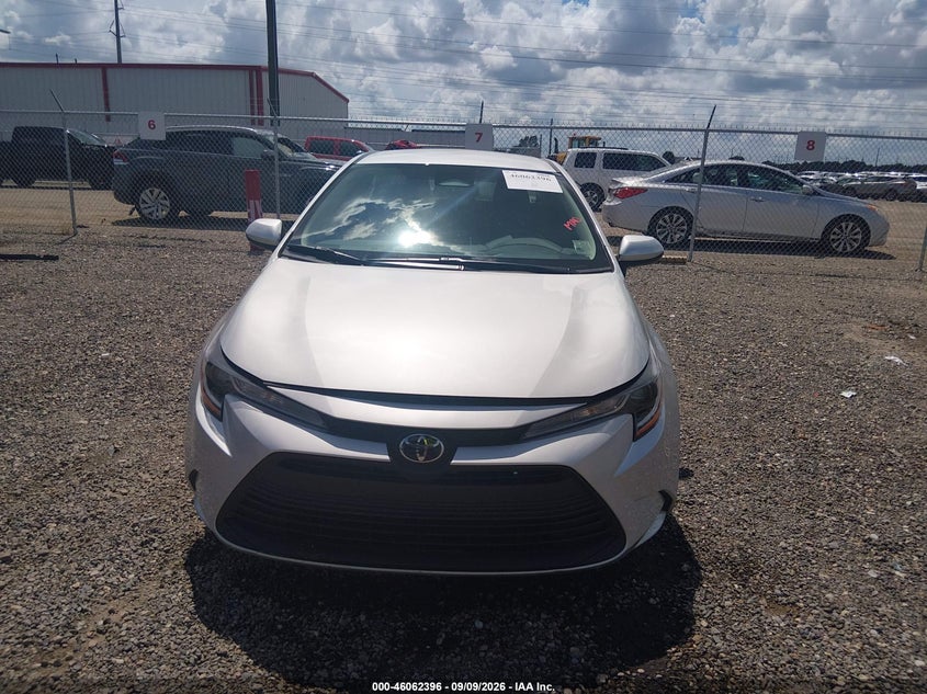 TOYOTA COROLLA - zdjęcie 13