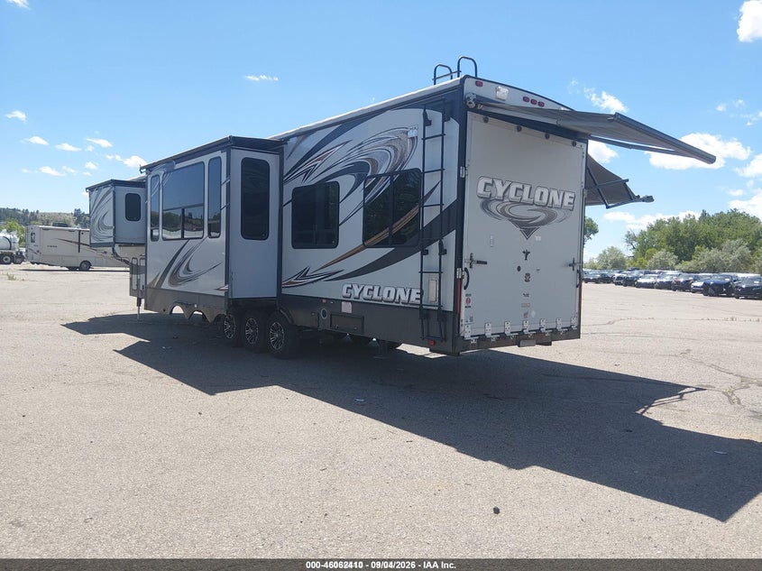 2014 HD TRAILER COMPANY CYCLONE TRAILER auction photo 3