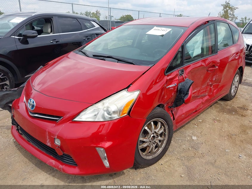 Vin: jtdzn3euxd3255412, lot: 46561939, toyota prius v three 20132