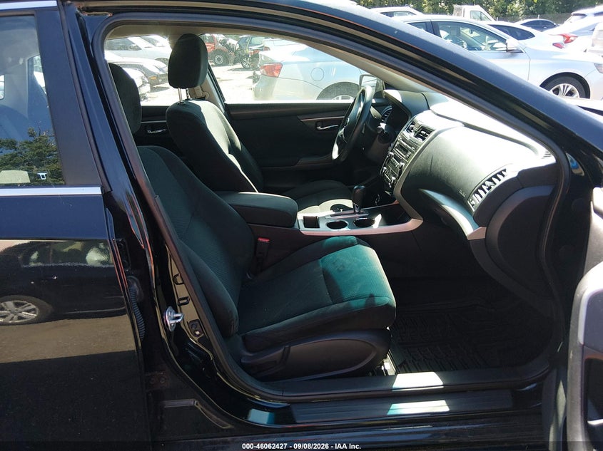 2015 NISSAN ALTIMA auction photo 5