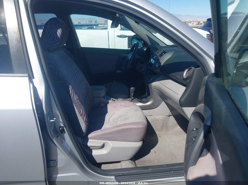 2007 TOYOTA RAV4 auction photo 5