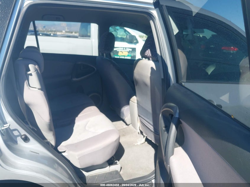 2007 TOYOTA RAV4 auction photo 8