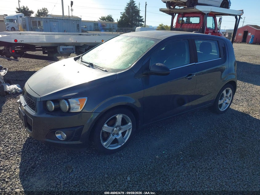 2016 CHEVROLET SONIC auction photo 2