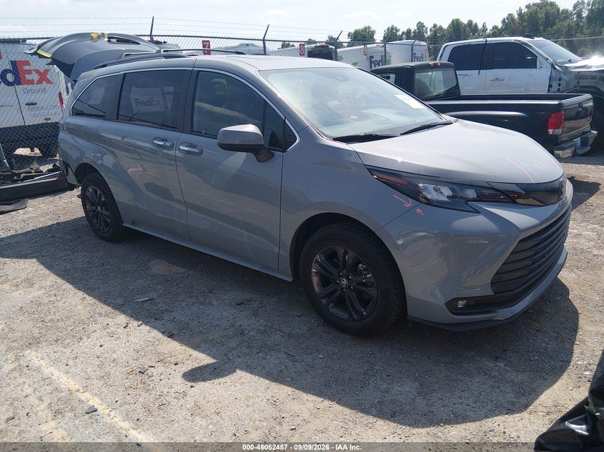 Vin: 5tdcskfc8rs108381, lot: 46562014, toyota sienna woodland edition 2024 img_1