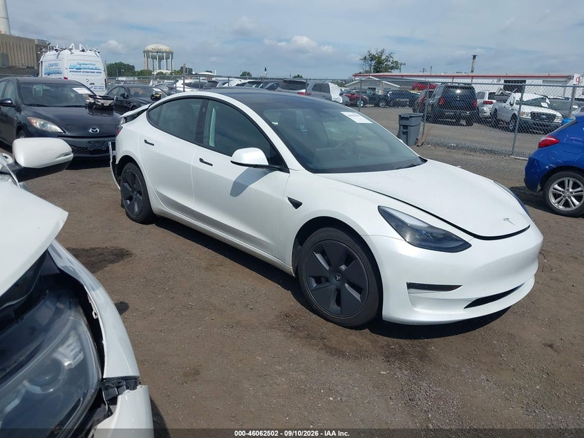 Vin: 5yj3e1ea2pf564945, lot: 46562029, tesla model 3 rear-wheel drive 2023 img_1