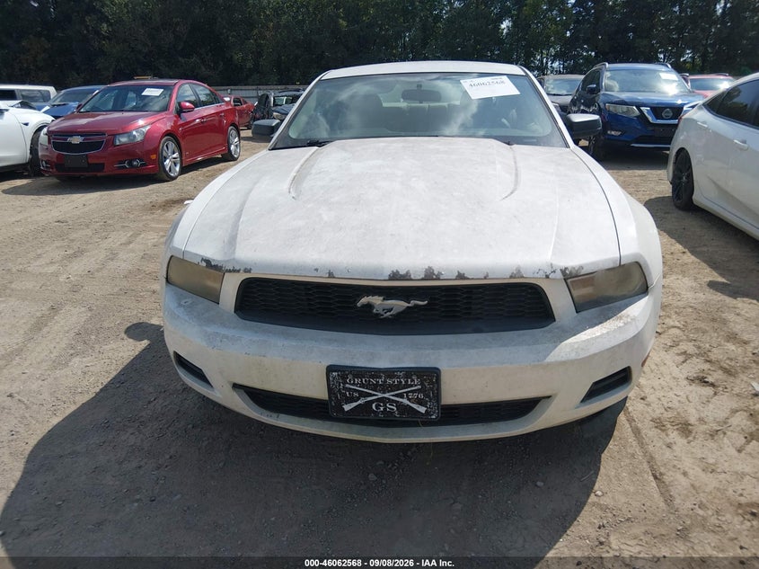 2011 FORD MUSTANG auction photo 6