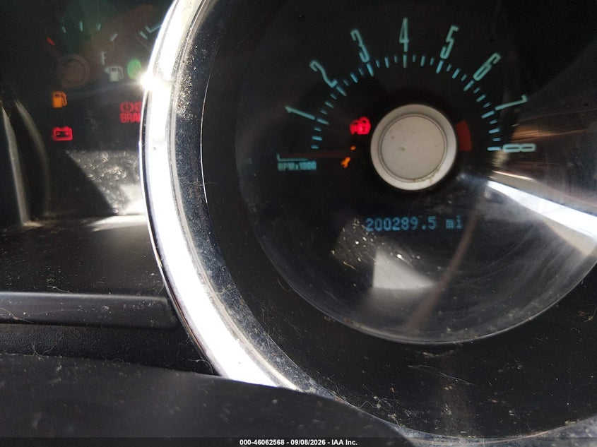 2011 FORD MUSTANG auction photo 7